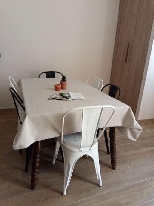 Holiday home Jolie Maison De Avec Jardin Arbore La Seyne-sur-Mer