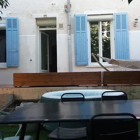 Jolie Maison De Ville Avec Jardin Arbore La Seyne-sur-Mer Exterior photo